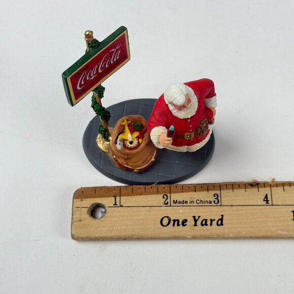 Coca-Cola Santa Claus Figurine Department 56 Village Decor 3" Without Box - Picture 9 of 9